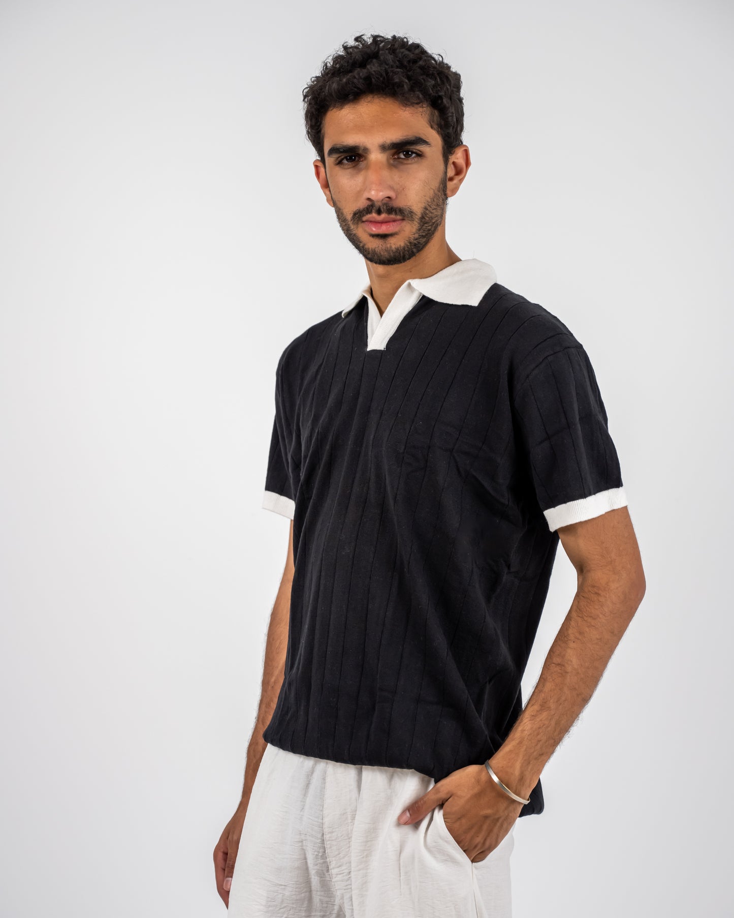 Black and white knit polo T-shirt