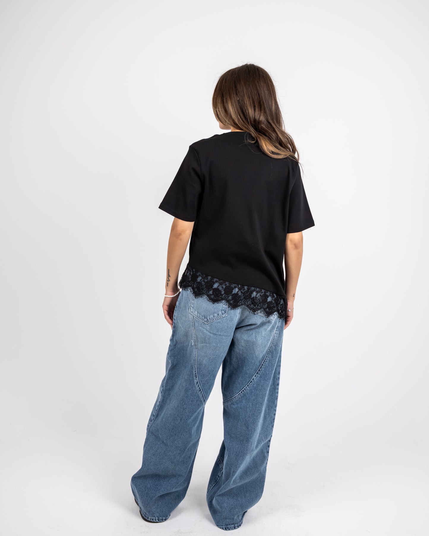 SHORT SLEEVE LACE-TEE - BLACK