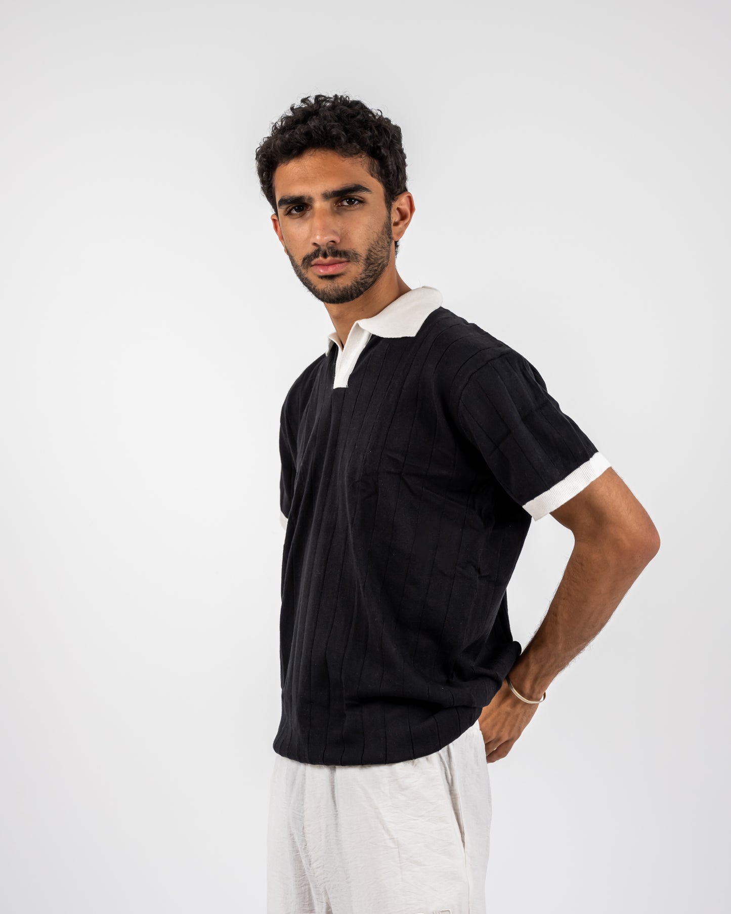 Black and white knit polo T-shirt